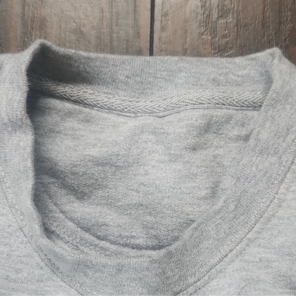 Womens Gray Crewneck Pullover Sweatshirt Philadelphia Graphic Size S Small Flaw - Picture 5 of 6